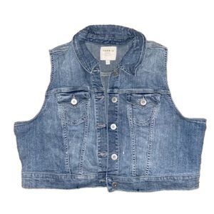 Torrid, half jean jacket, sleeveless
